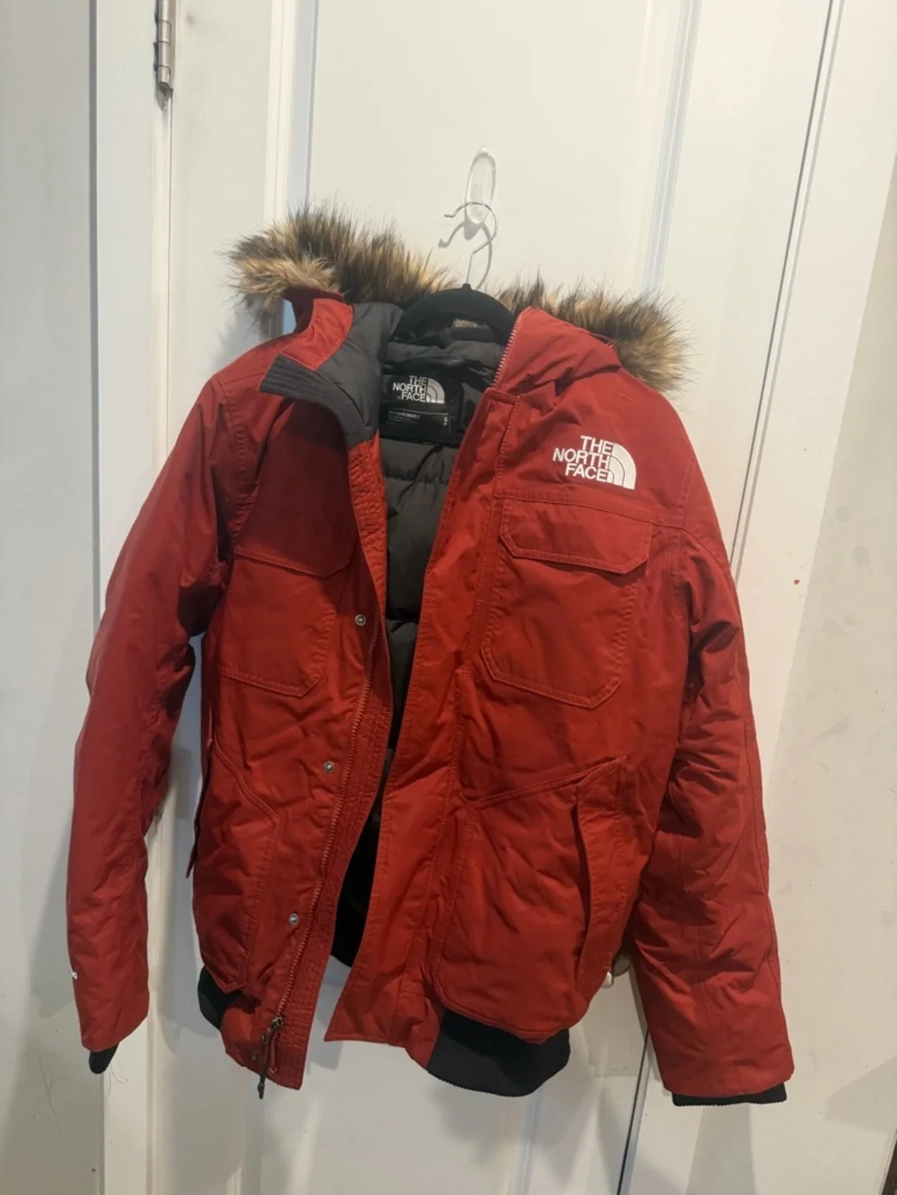 The‎ North Face Men's Gotham Jacket III - Brick House Red/Brick House Red Size S